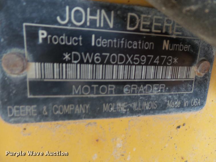 image for item DD2310 2005 John Deere 670D motor grader
