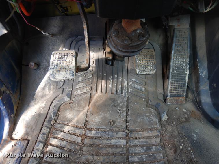 image for item DD3616 1996 Ford LT9000 flatbed water truck