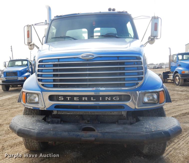 image for item DD3617 2006 Sterling L-Line pump truck
