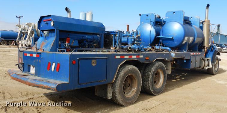 image for item DD3617 2006 Sterling L-Line pump truck