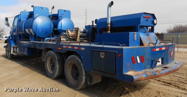 image for item DD3617 2006 Sterling L-Line pump truck