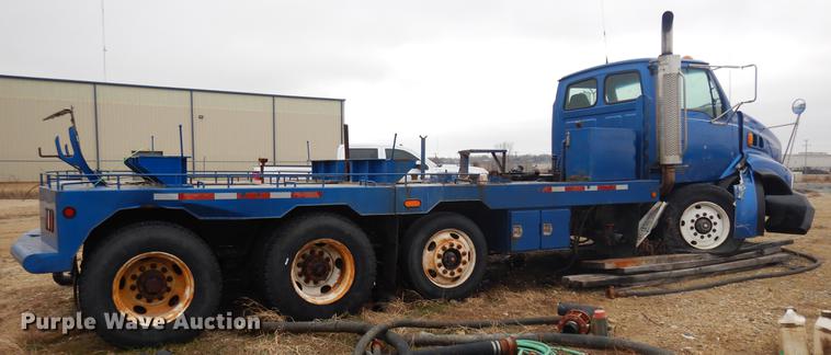 image for item DD3621 2005 Sterling L-Line flatbed truck