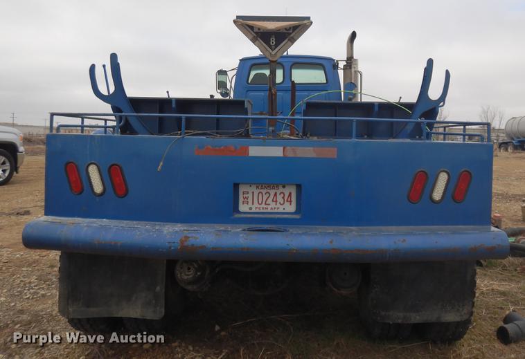 image for item DD3621 2005 Sterling L-Line flatbed truck