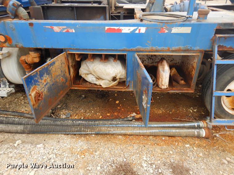 image for item DD3621 2005 Sterling L-Line flatbed truck