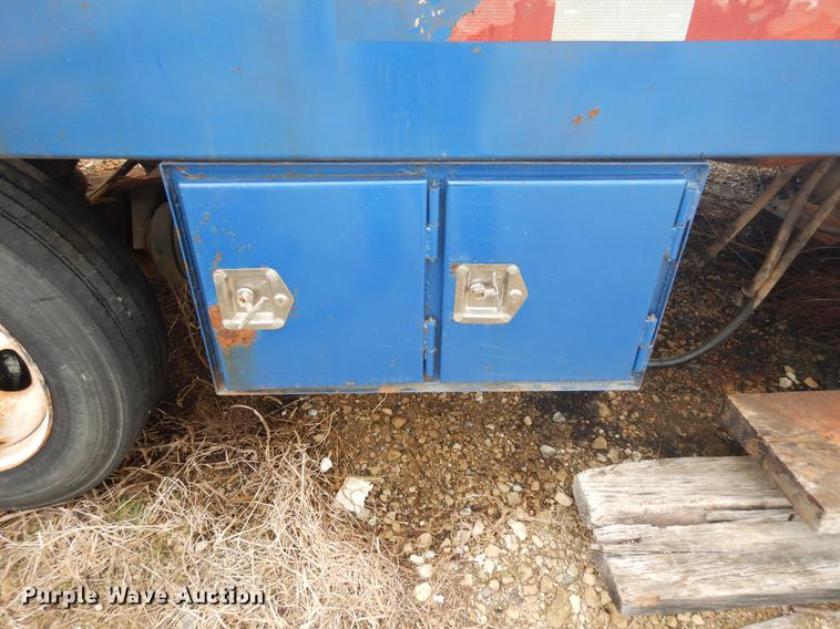 image for item DD3621 2005 Sterling L-Line flatbed truck