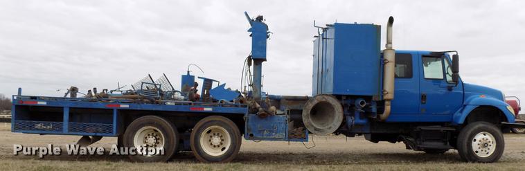 image for item DD3663 2005 International 7600 pump truck