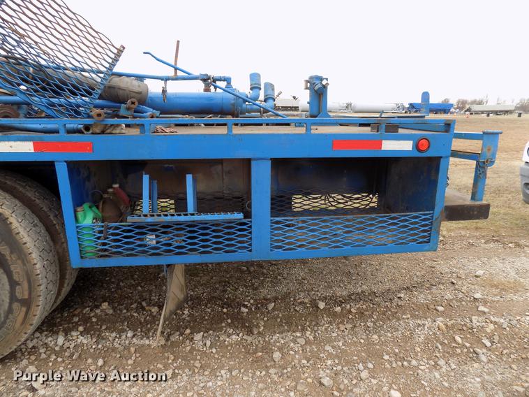 image for item DD3663 2005 International 7600 pump truck