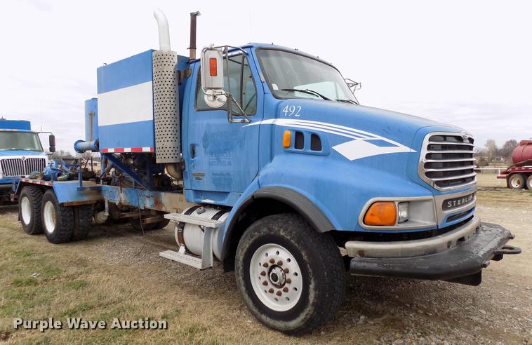 image for item DD3665 2006 Sterling L-Line cement pump truck