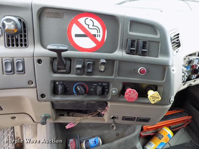 image for item DD3665 2006 Sterling L-Line cement pump truck