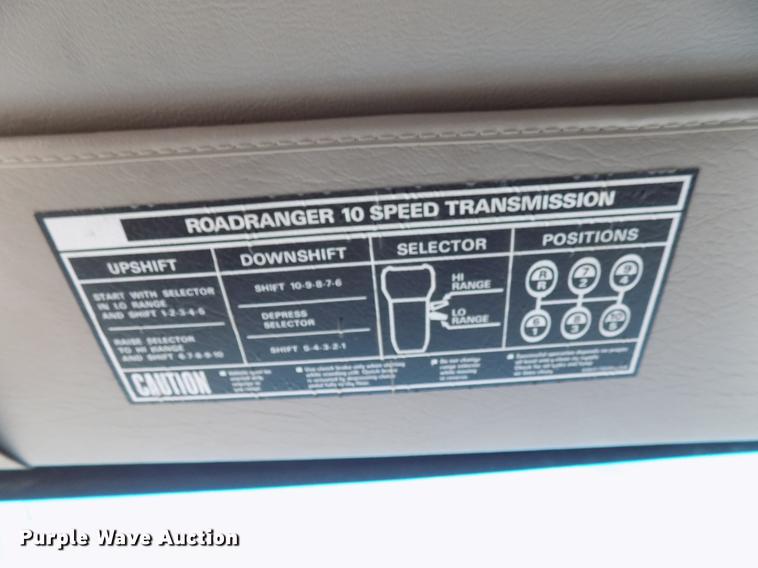 image for item DD3665 2006 Sterling L-Line cement pump truck