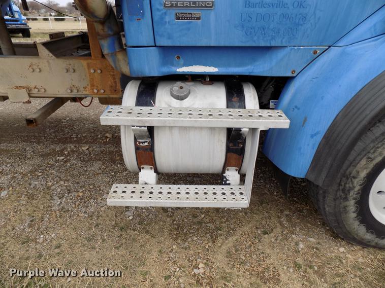 image for item DD3665 2006 Sterling L-Line cement pump truck