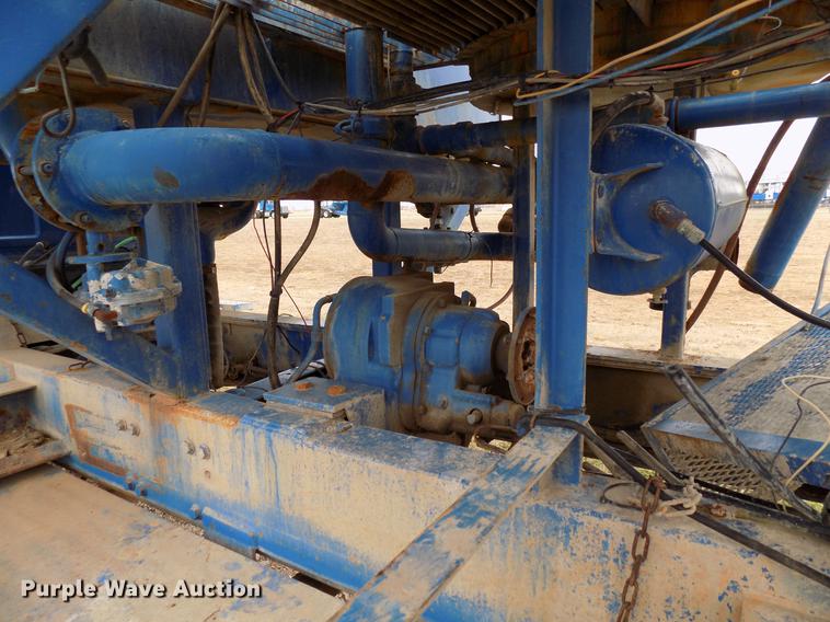 image for item DD3665 2006 Sterling L-Line cement pump truck