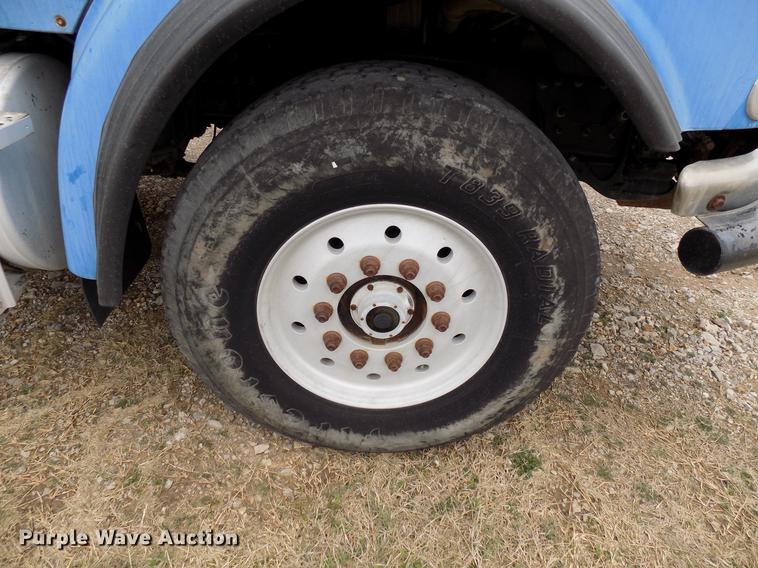 image for item DD3665 2006 Sterling L-Line cement pump truck