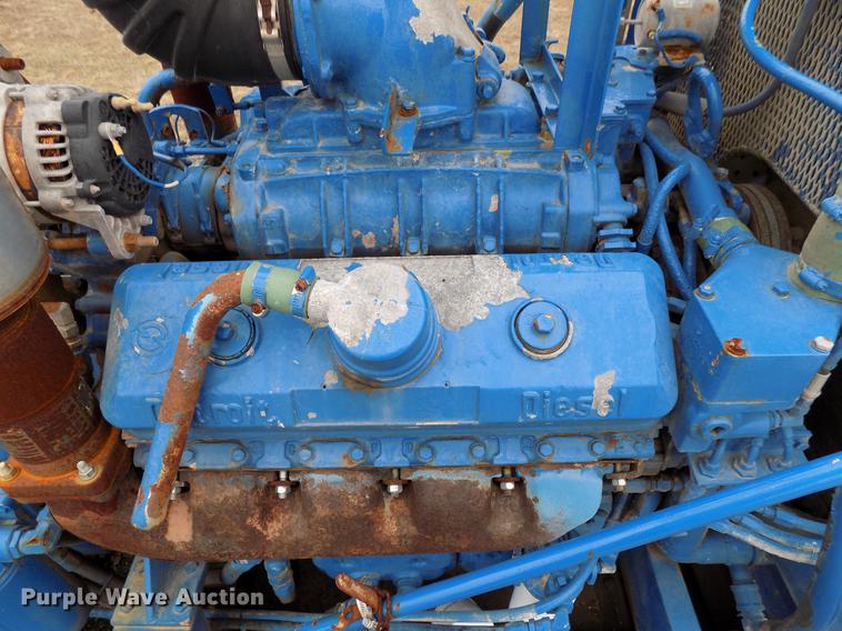 image for item DD3666 2004 International 7600 pump truck