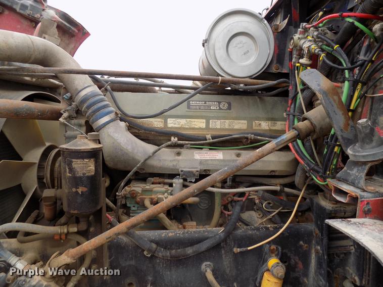 image for item DD3667 1995 Freightliner FLD pump truck