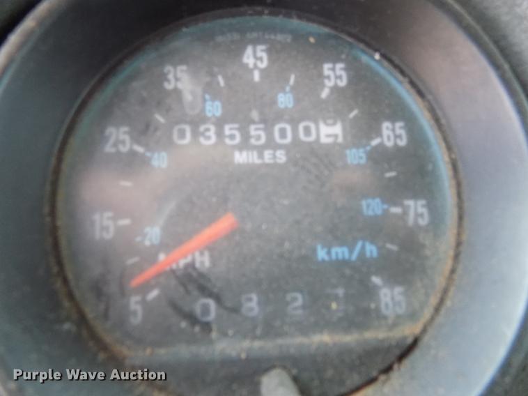 image for item DD3672 2001 Mack RD pump truck