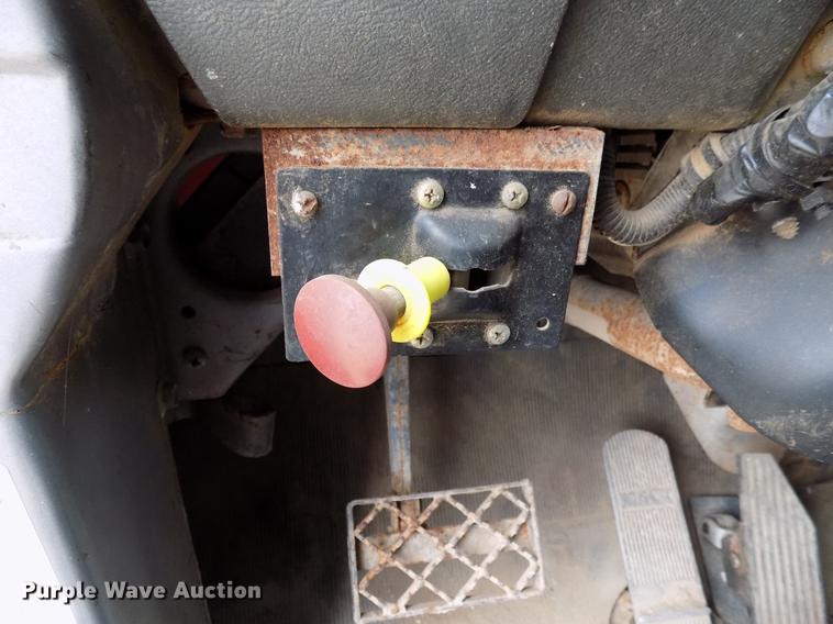 image for item DD3672 2001 Mack RD pump truck