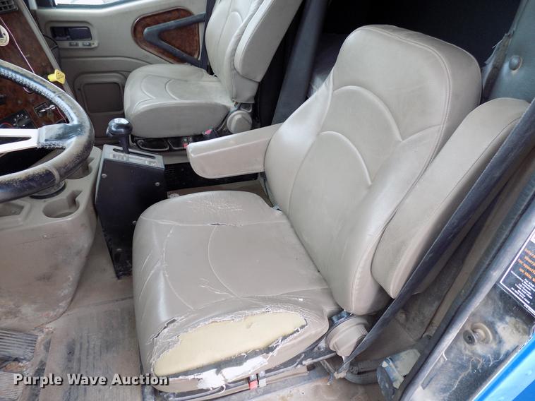 image for item DD3674 2007 International 5900i pump truck