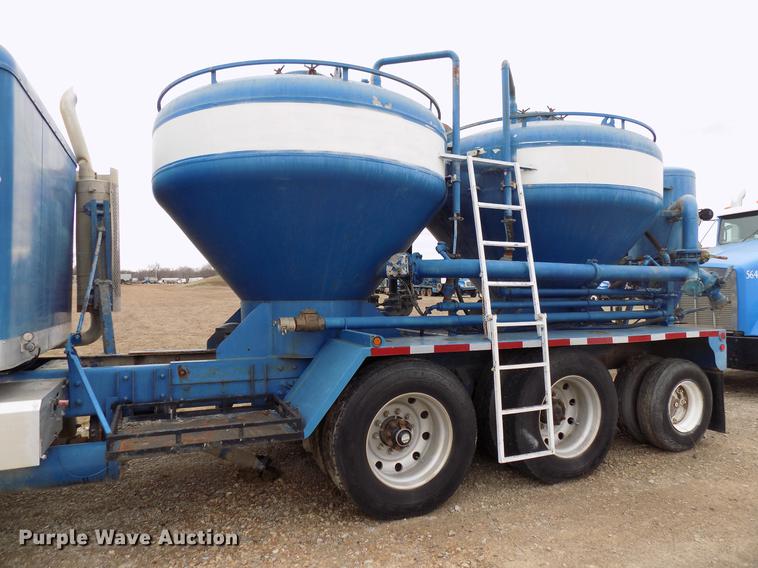 image for item DD3674 2007 International 5900i pump truck