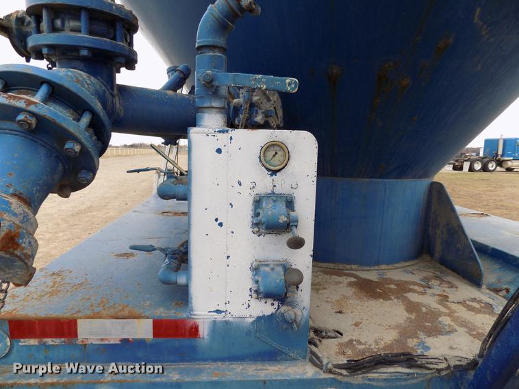 image for item DD3674 2007 International 5900i pump truck