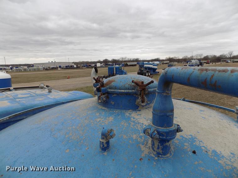 image for item DD3674 2007 International 5900i pump truck