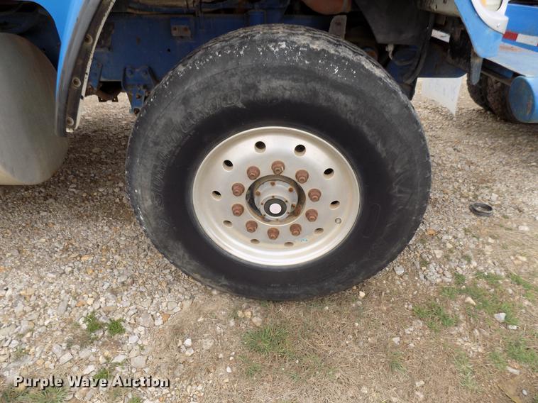 image for item DD3674 2007 International 5900i pump truck