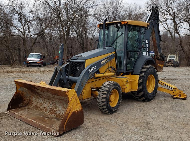 image for item DD3994 2008 John Deere 410J backhoe