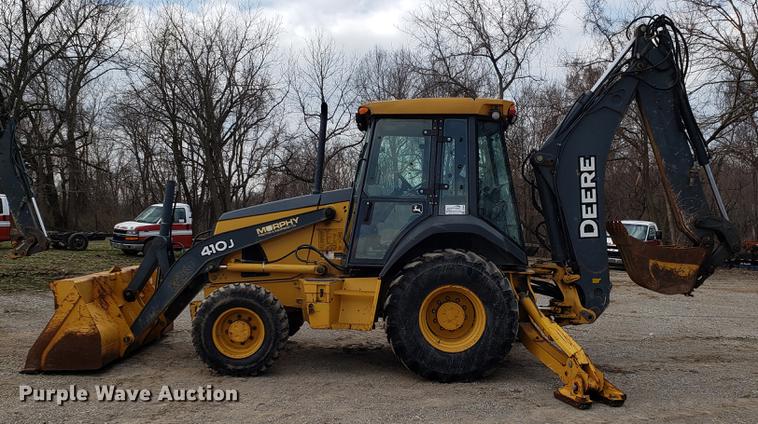 image for item DD3994 2008 John Deere 410J backhoe