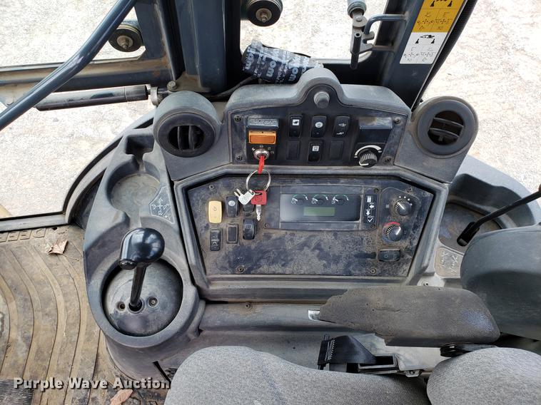 image for item DD3994 2008 John Deere 410J backhoe