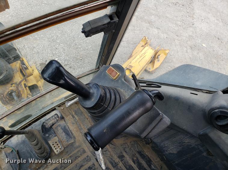 image for item DD3994 2008 John Deere 410J backhoe