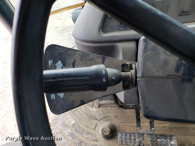 image for item DD3994 2008 John Deere 410J backhoe