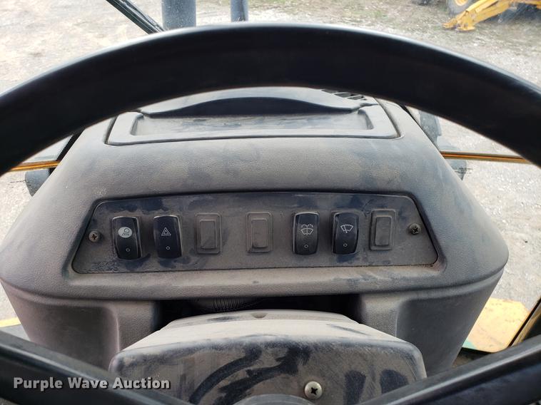 image for item DD3994 2008 John Deere 410J backhoe