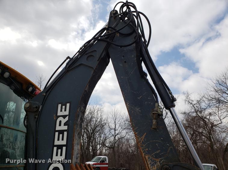 image for item DD3994 2008 John Deere 410J backhoe