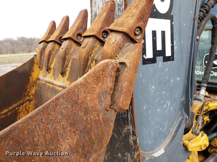 image for item DD3994 2008 John Deere 410J backhoe