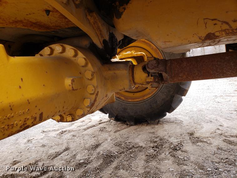 image for item DD3994 2008 John Deere 410J backhoe