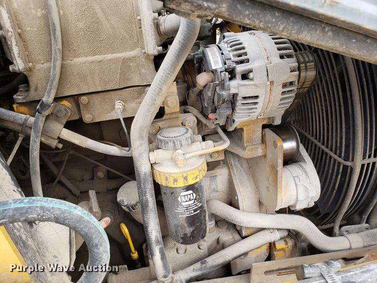 image for item DD3994 2008 John Deere 410J backhoe