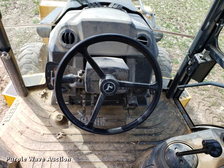 image for item DD3995 2014 John Deere 410K backhoe