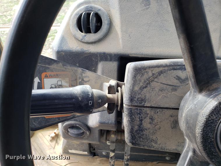 image for item DD3995 2014 John Deere 410K backhoe