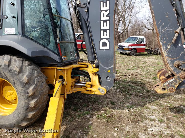 image for item DD3995 2014 John Deere 410K backhoe