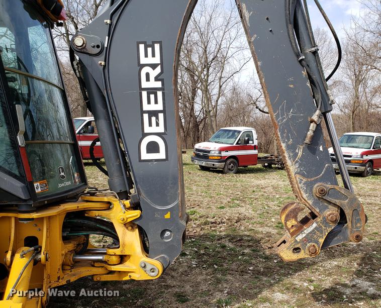 image for item DD3995 2014 John Deere 410K backhoe