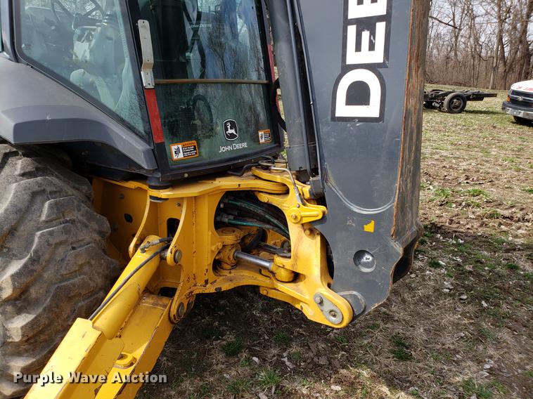 image for item DD3995 2014 John Deere 410K backhoe
