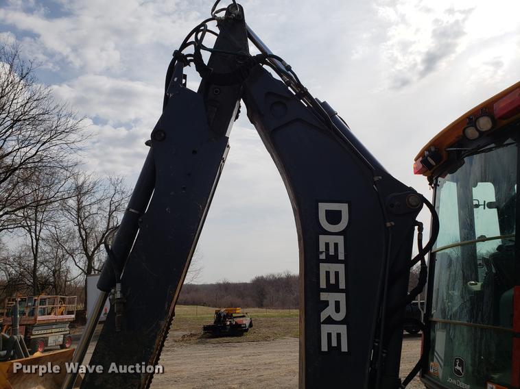 image for item DD3995 2014 John Deere 410K backhoe