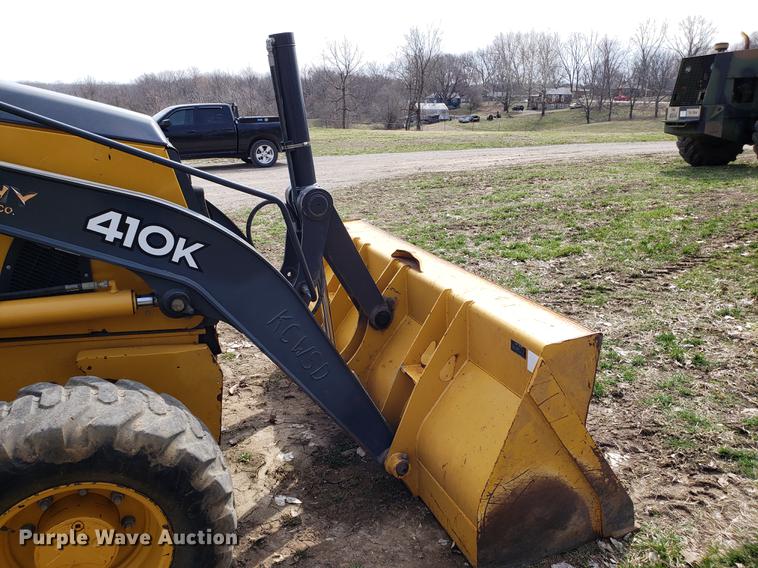image for item DD3995 2014 John Deere 410K backhoe