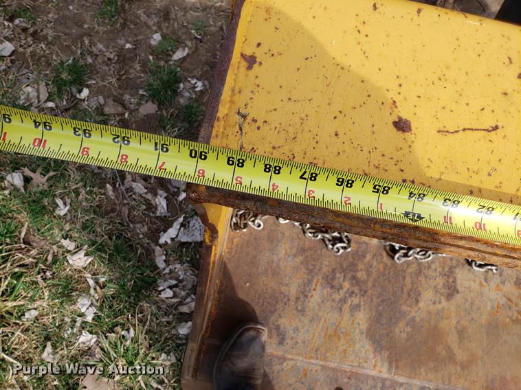 image for item DD3995 2014 John Deere 410K backhoe