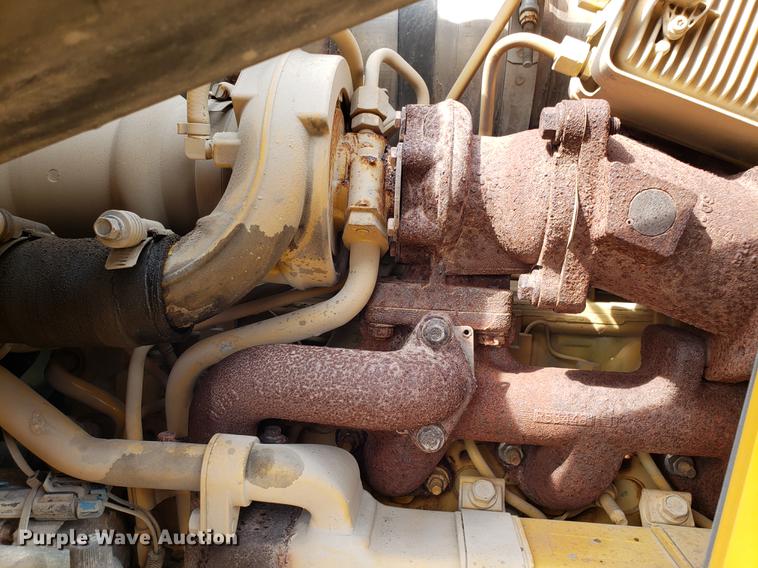 image for item DD3995 2014 John Deere 410K backhoe