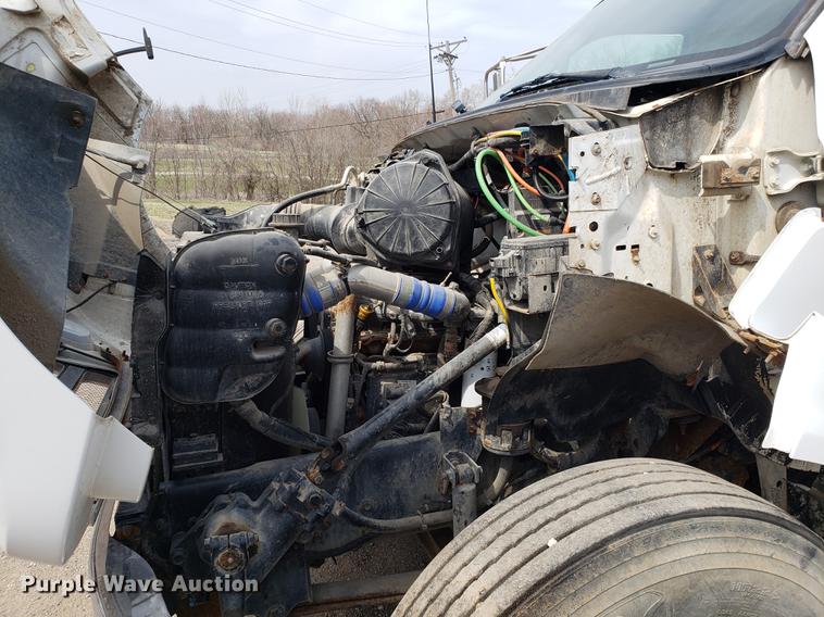 image for item DD4007 2006 Ford F650 Super Duty dump truck