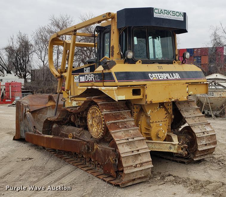 image for item DD4008 2000 Caterpillar D6R XL dozer