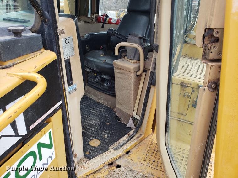 image for item DD4008 2000 Caterpillar D6R XL dozer