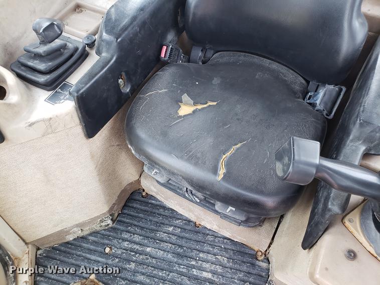 image for item DD4008 2000 Caterpillar D6R XL dozer