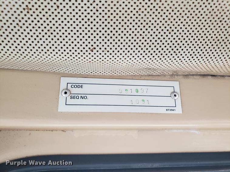 image for item DD4008 2000 Caterpillar D6R XL dozer